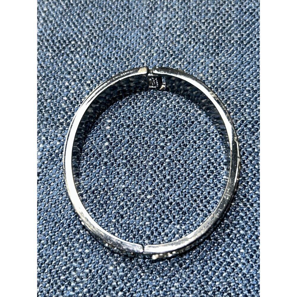 Kenneth Cole Hinged Bangle Bracelet Gunmetal With Pave Stones - Picture 3 of 5